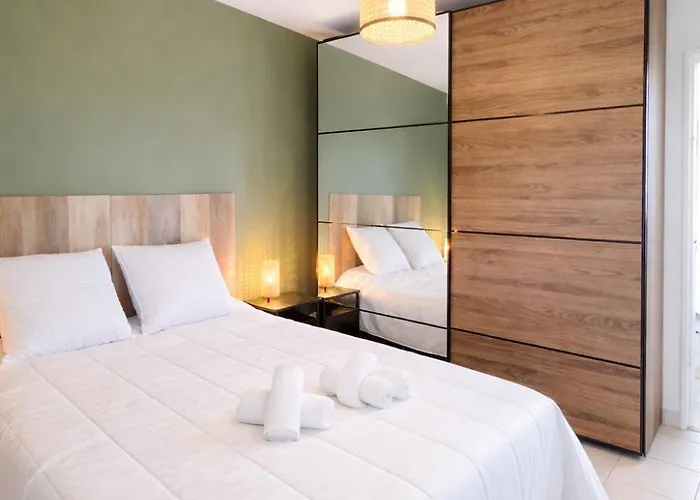 Jardin De Themis, T2, 4p, Parking, Terrasse * Antibes