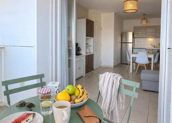 Jardin De Themis, T2, 4p, Parking, Terrasse *